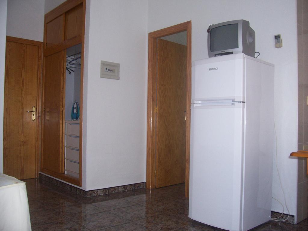Apartamentos Berlin San Pedro del Pinatar Værelse billede